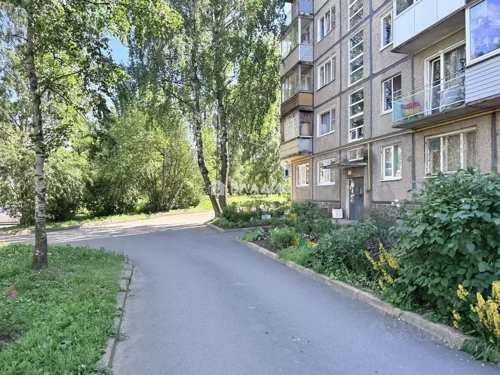 2-к кв. Карелия, Петрозаводск Нойбранденбургская ул., 14А (45.7 м) - Фото 1