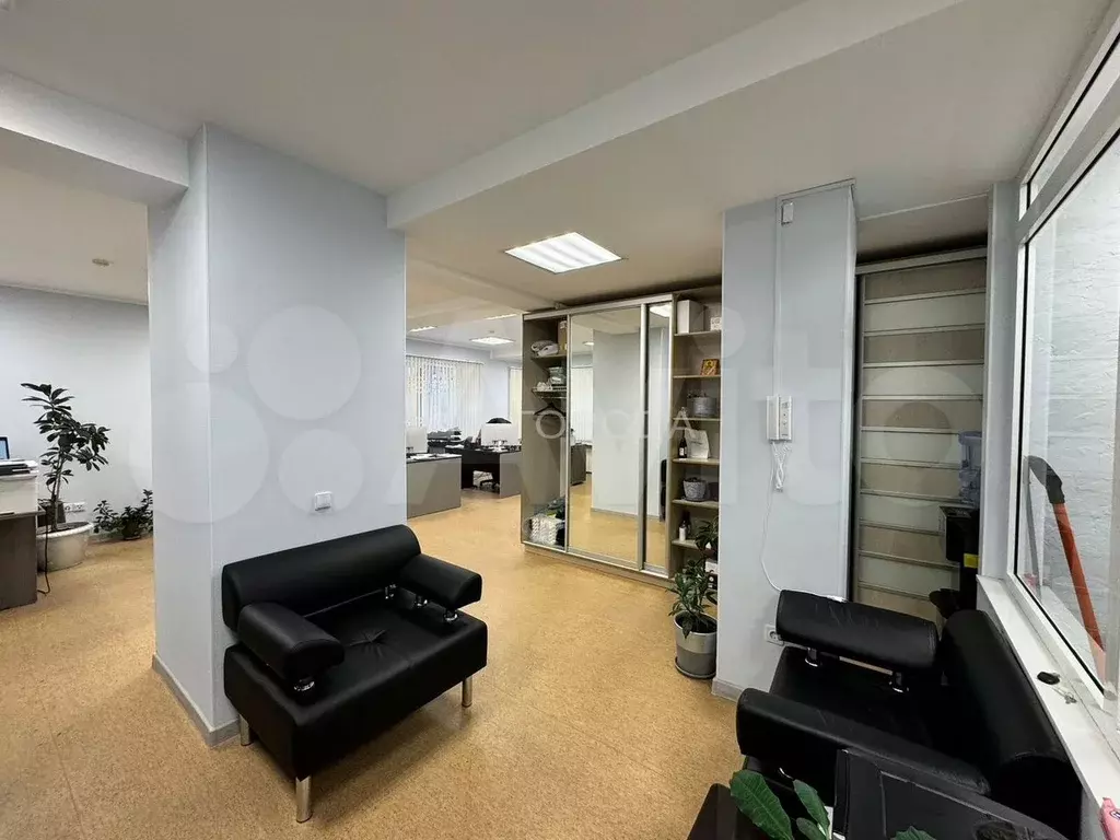 Продам офисное помещение, 130 м - Фото 0
