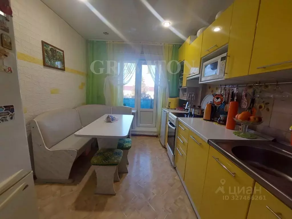 3-к кв. Алтай, Майминский район, с. Майма ул. 50 лет Победы, 4 (64.0 ... - Фото 1