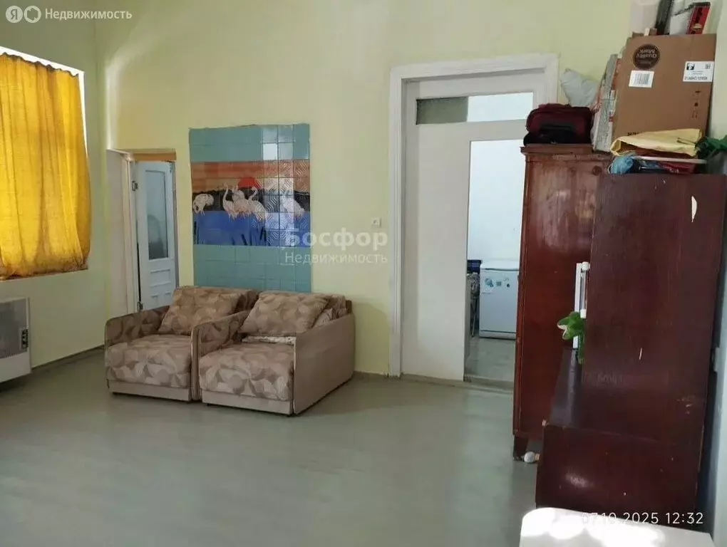 1-комнатная квартира: Феодосия, улица Победы, 18 (39.9 м) - Фото 2