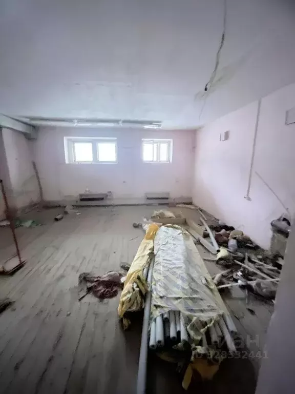 Помещение свободного назначения в Коми, Сыктывкар ул. Ленина, 89 (127 ... - Фото 1