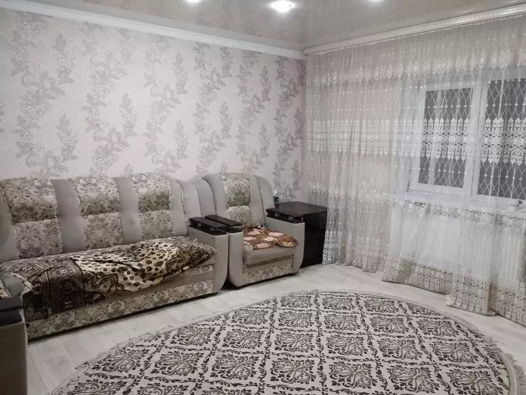 Дом в Краснодарский край, Новокубанский район, Советская ст-ца ... - Фото 1