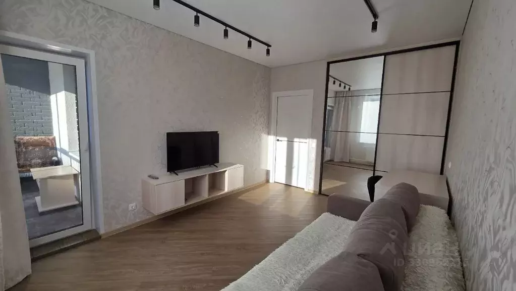 1-к кв. Удмуртия, Ижевск ул. Новаторов, 2к2 (42.0 м) - Фото 1