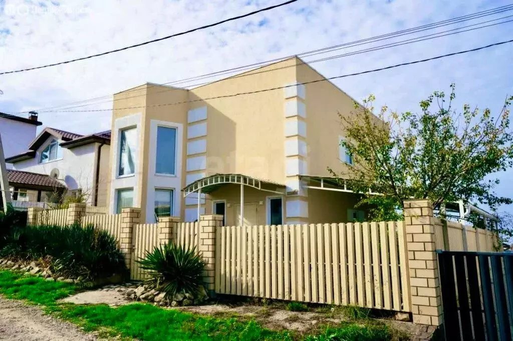 Дом в село Супсех, переулок Енисея (181.4 м) - Фото 1