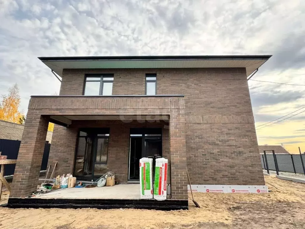 Дом в Татарстан, Казань ул. Кристальная, 12 (200 м) - Фото 1