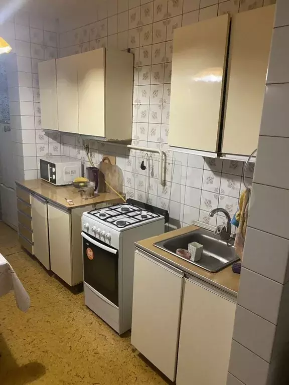 2-к. квартира, 51 м, 1/9 эт. - Фото 0