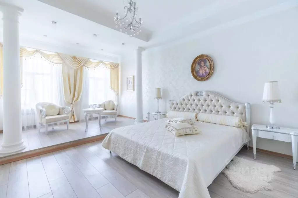 3-к кв. Санкт-Петербург Московский просп., 35 (92.8 м) - Фото 0