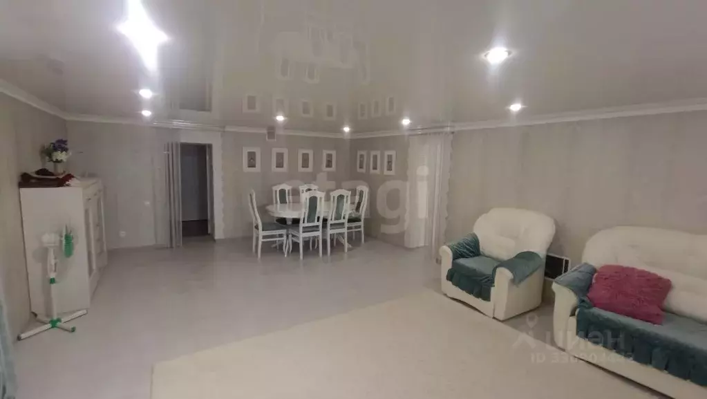 Дом в Саратовская область, Балашов Индустриальный проезд, 4 (250 м) - Фото 1