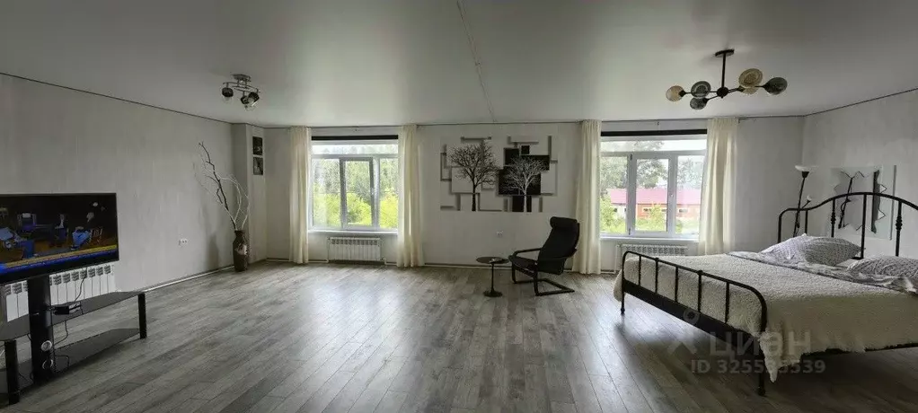 Коттедж в Омская область, Кормиловка рп ул. Энтузиастов (316 м) - Фото 1