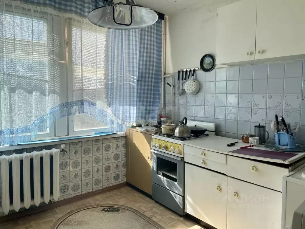 2-к кв. Псковская область, Печоры Юрьевская ул., 77 (47.1 м) - Фото 1