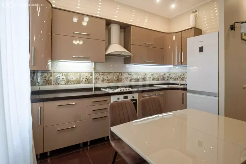 2-комнатная квартира: Севастополь, Щитовая улица, 8 (69.1 м) - Фото 1