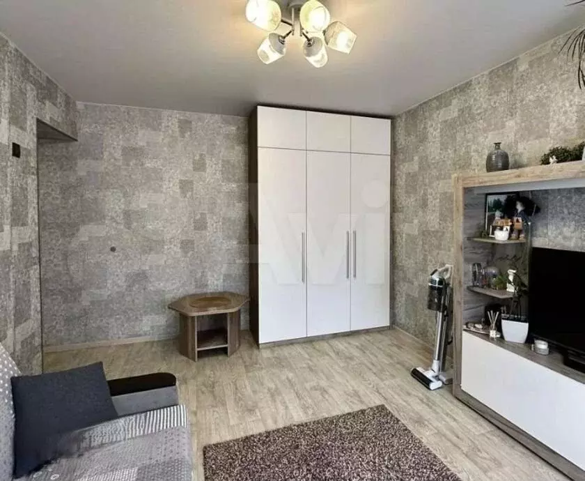 1-к. квартира, 50 м, 8/9 эт. - Фото 1