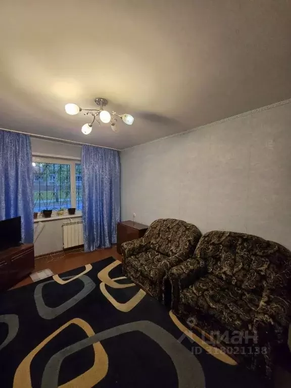 2-к кв. Кемеровская область, Кемерово ул. Ворошилова, 8 (44.0 м) - Фото 1
