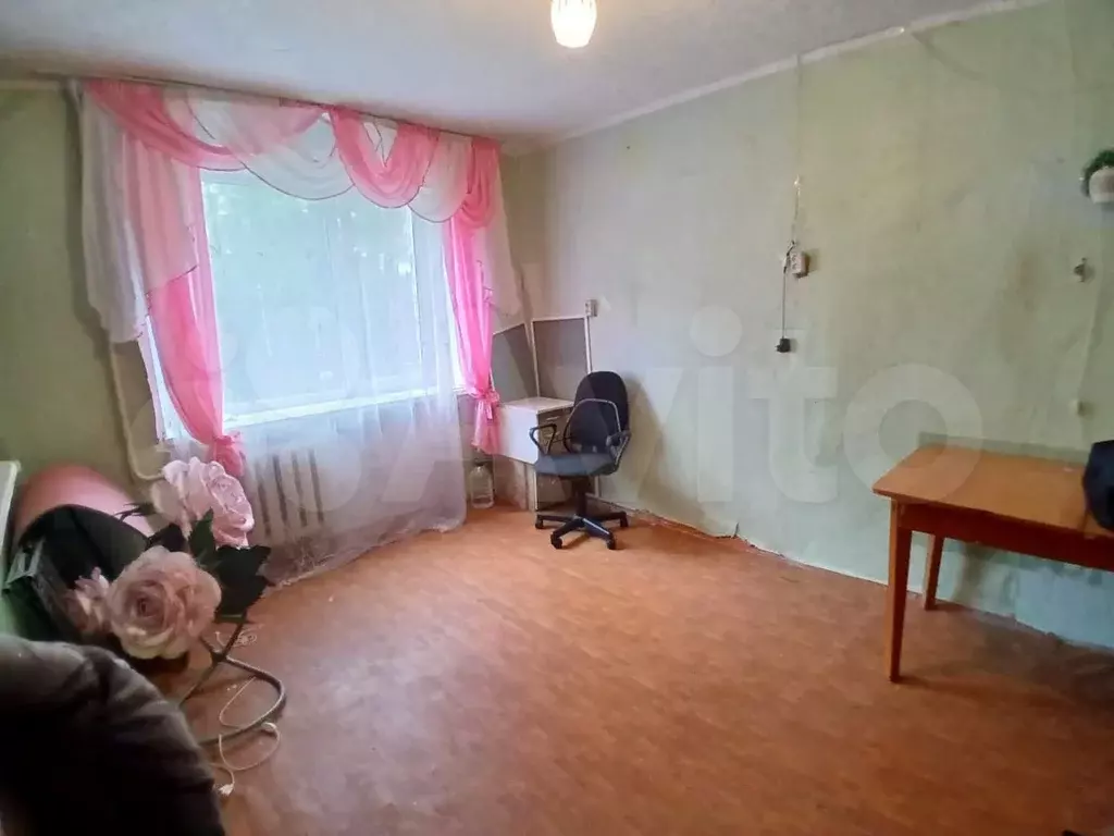 Комната 12,4 м в 1-к., 2/5 эт. - Фото 0