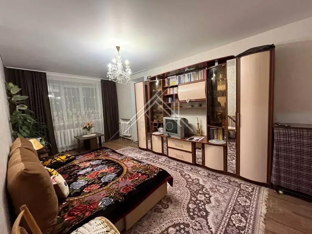 2-к кв. Ярославская область, Ярославль ул. Урицкого, 10 (42.4 м) - Фото 1