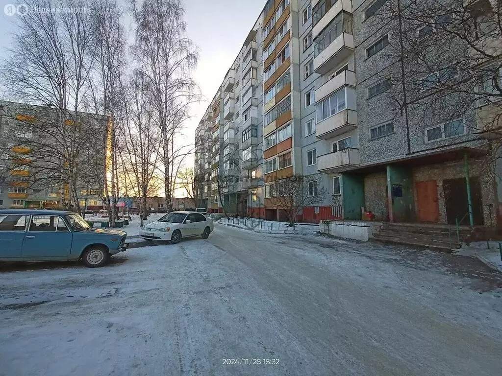 2-комнатная квартира: Шарыпово, 6-й микрорайон, 10 (54 м) - Фото 1