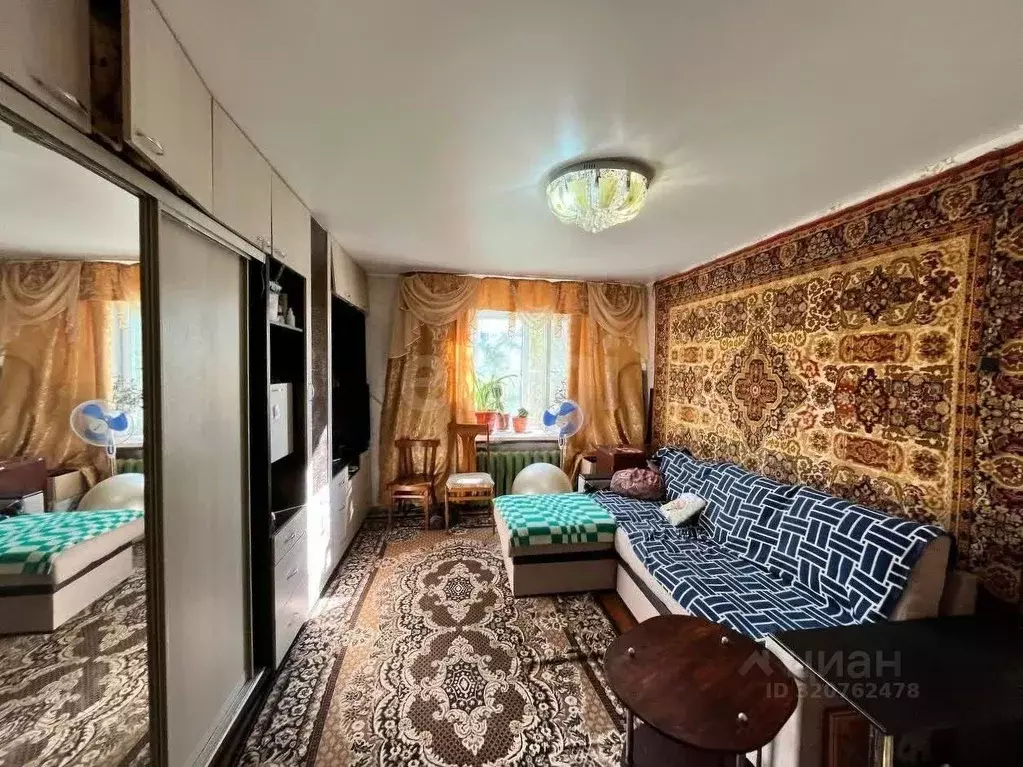 2-к кв. Вологодская область, Великий Устюг ул. Кирова, 31А (51.2 м) - Фото 0