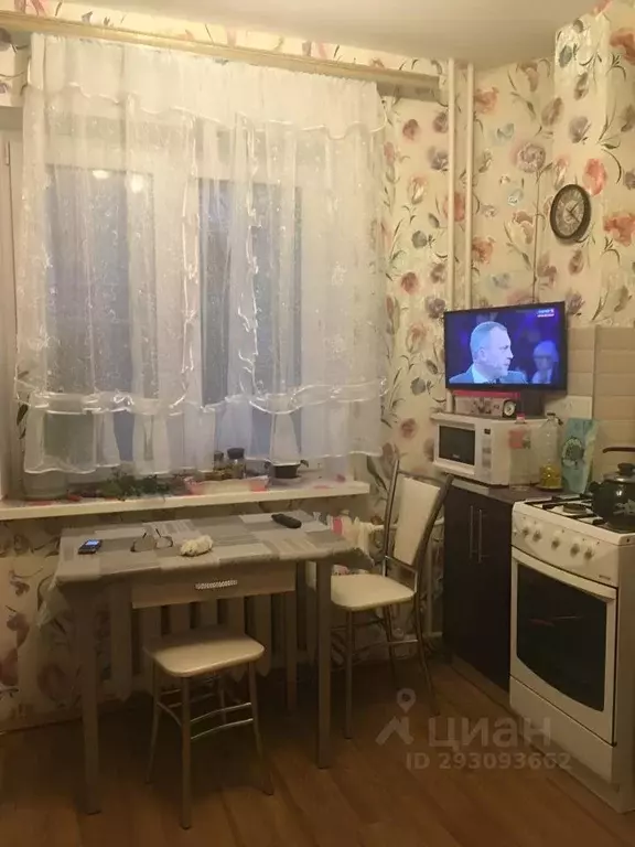 Комната Нижегородская область, Нижний Новгород ул. Цветочная, 10 (14.0 ... - Фото 1