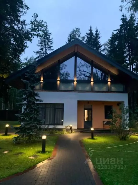 Коттедж в Московская область, Наро-Фоминский городской округ, д. ... - Фото 1