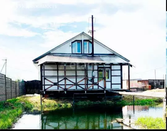 Дом в Корнилово, микрорайон Красная горка 2, Саянская улица (87 м) - Фото 0