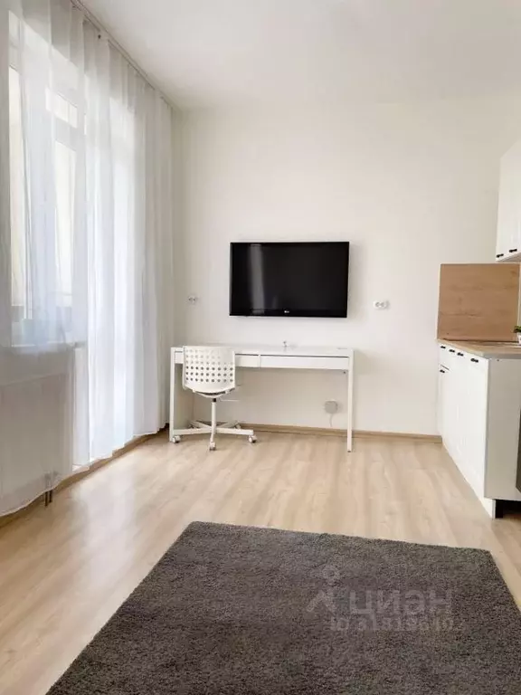 Студия Свердловская область, Екатеринбург ул. Академика Парина, 38/8 ... - Фото 1
