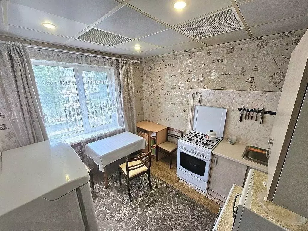 3-к кв. Ставропольский край, Кисловодск Красивая ул. (66.5 м) - Фото 1