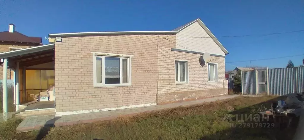 Дом в Самарская область, Кинельский район, пос. Бугры Заречная ул., 34 ... - Фото 2