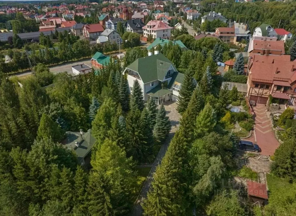 Коттедж в Челябинская область, Челябинск Соловьиная ул., 47 (448 м) - Фото 1