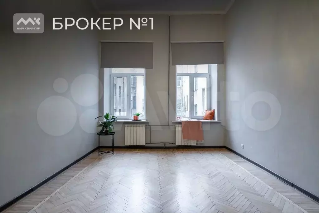 4-к. квартира, 105 м, 2/4 эт. - Фото 1