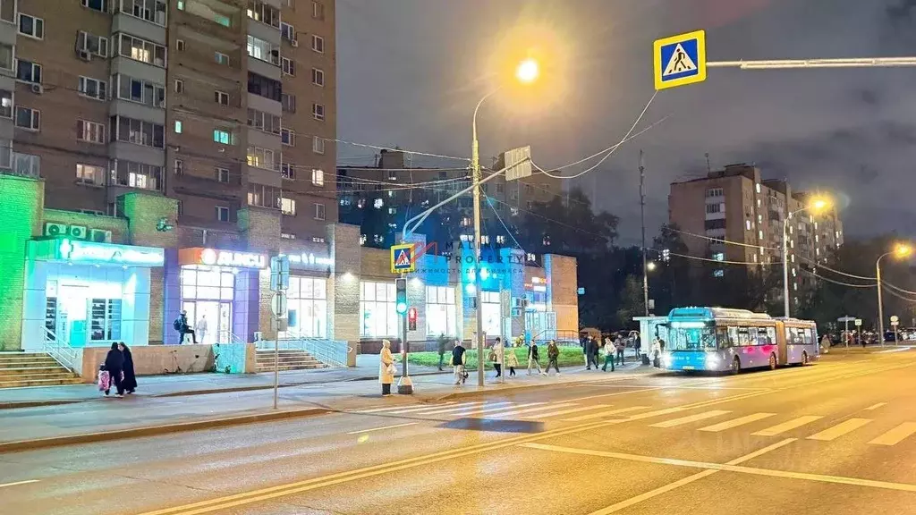 Торговая площадь в Москва Флотская ул., 50 (678 м) - Фото 2