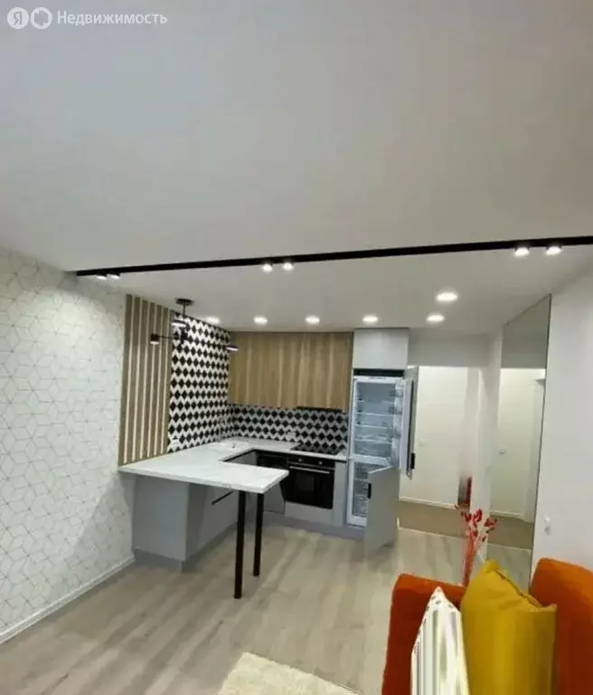 2-комнатная квартира: Иркутск, улица Бородина, 7 (38 м) - Фото 1