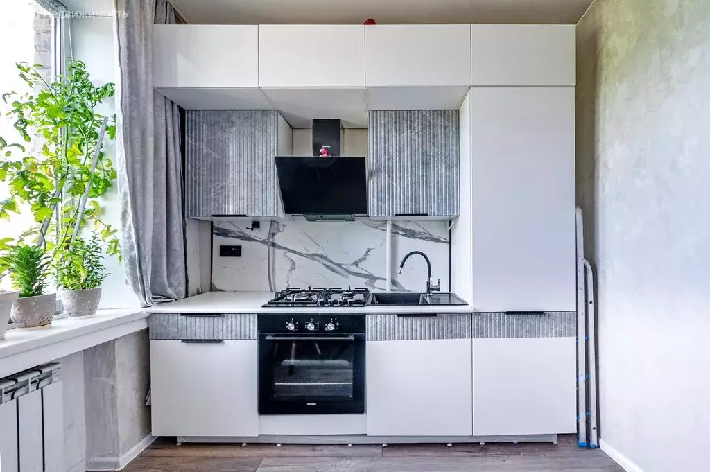 3-комнатная квартира: Москва, Радужная улица, 15к2 (57.1 м) - Фото 1