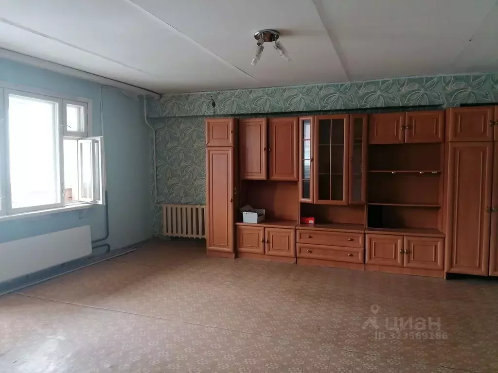 2-к кв. Ямало-Ненецкий АО, Ноябрьск Холмогорская ул., 19 (60.9 м) - Фото 1