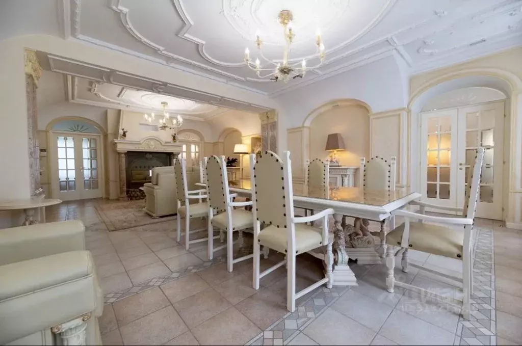 Дом в Санкт-Петербург, Санкт-Петербург, Кронштадт Советская ул., 3 ... - Фото 1