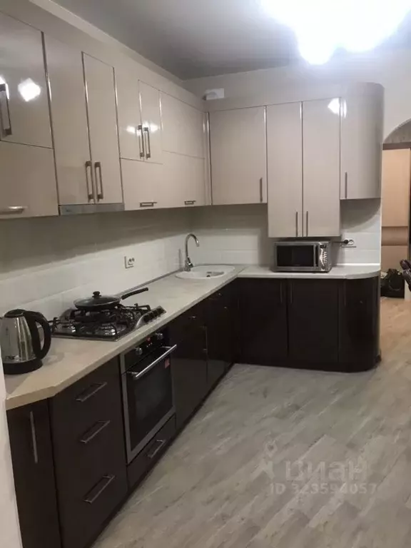 2-к кв. Крым, Симферополь ул. Старозенитная, 7 (60.0 м) - Фото 2