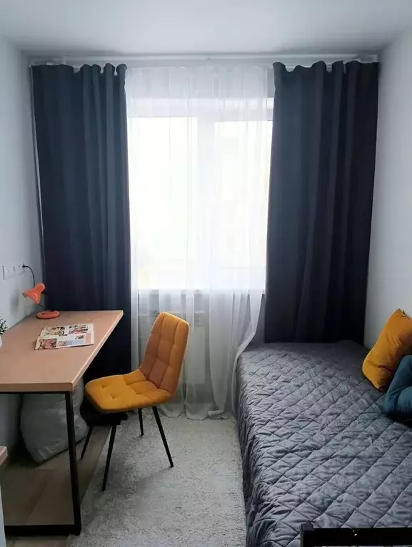 Комната Красноярский край, Красноярск Инструментальная ул., 3 - Фото 2