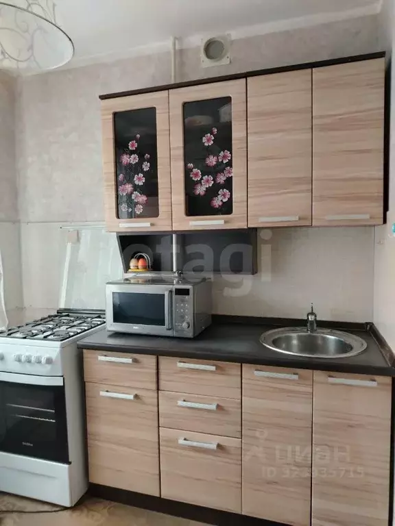 2-к кв. Амурская область, Благовещенск Театральная ул., 30 (49.0 м) - Фото 1