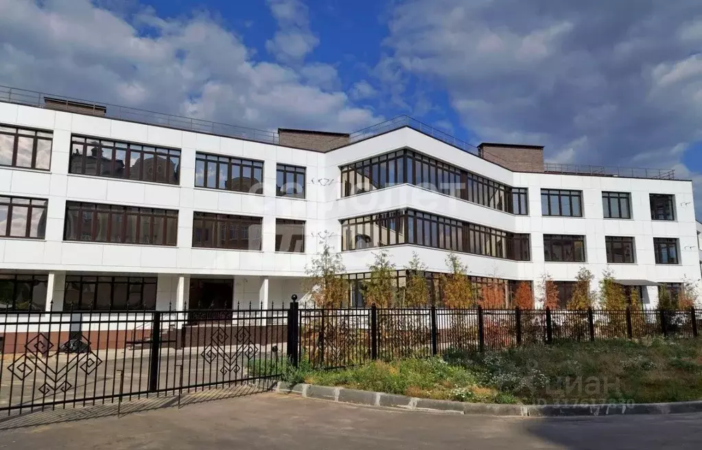 Помещение свободного назначения в Чувашия, Чебоксары ул. Семена ... - Фото 1