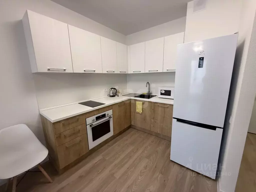 3-к кв. Тюменская область, Тюмень ул. Юрия Рогачева, 9к2 (75.0 м) - Фото 2