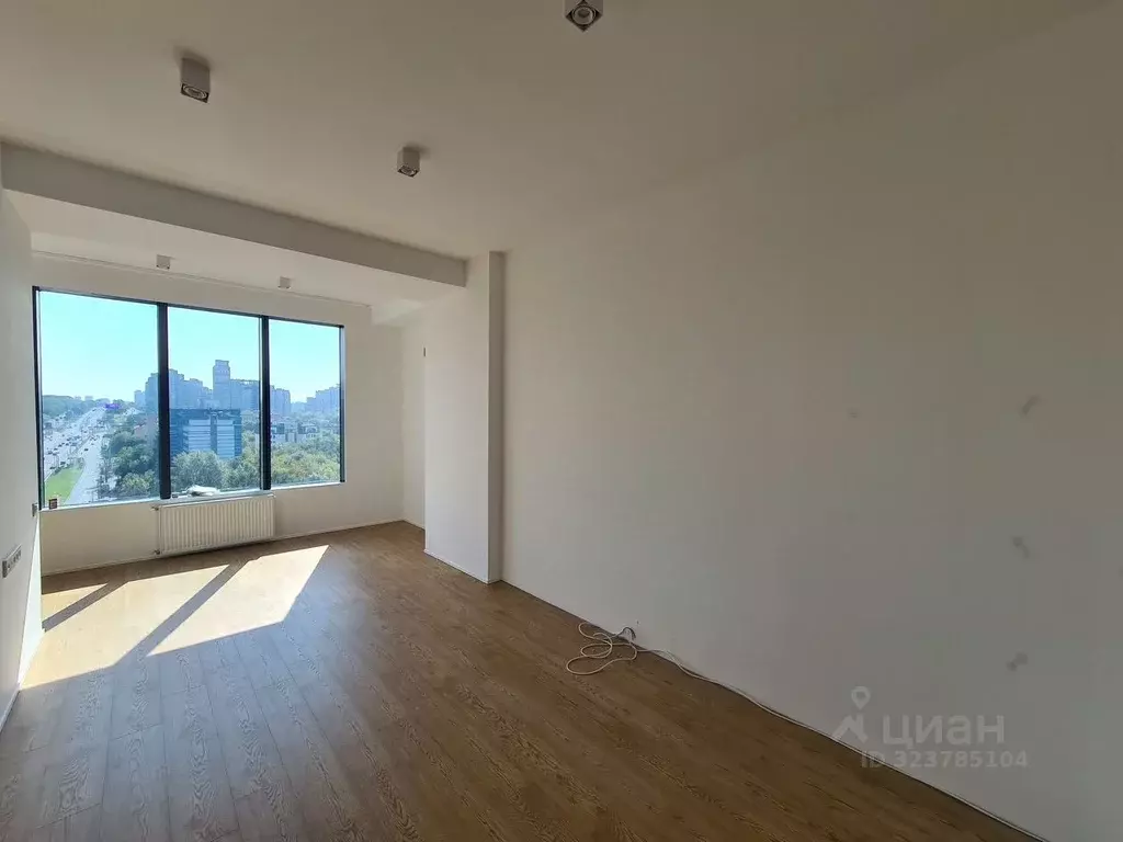 1-к кв. Москва Мосфильмовская ул., 74Б (64.0 м) - Фото 1