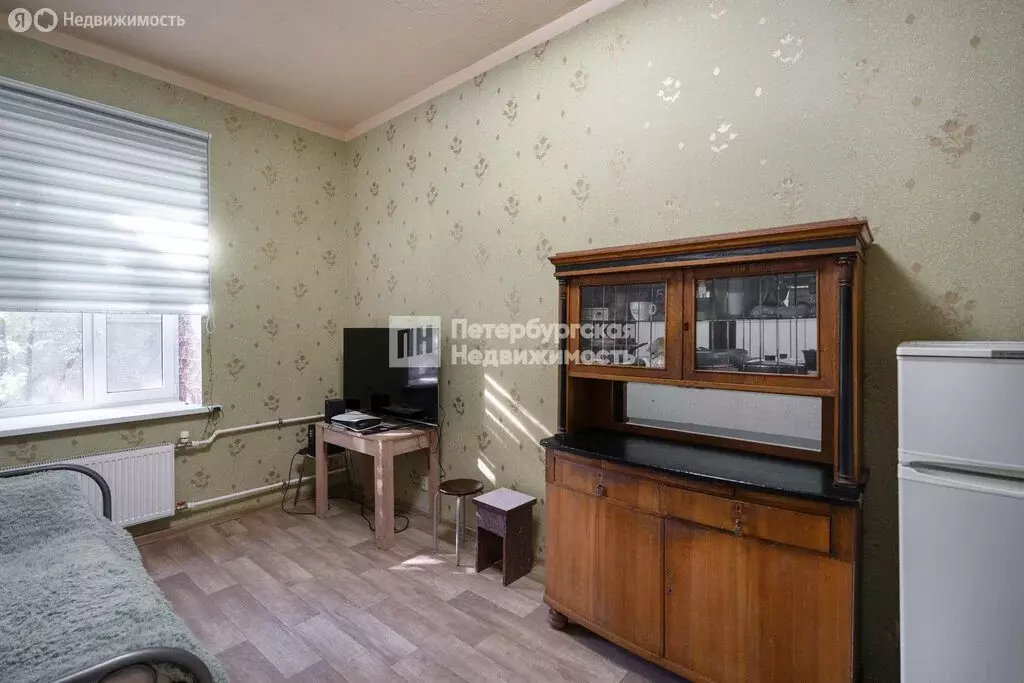 1к в 4-комнатной квартире (17.7 м) - Фото 0
