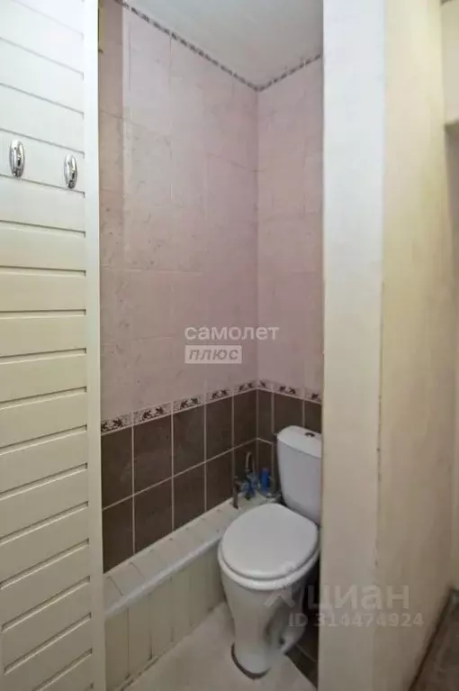 2-к кв. Омская область, Омск Братская ул., 19 (74.0 м) - Фото 1