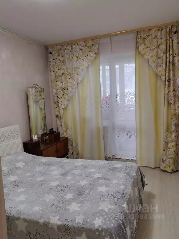 3-к кв. Омская область, Омск ул. Дианова, 22 (65.4 м) - Фото 0