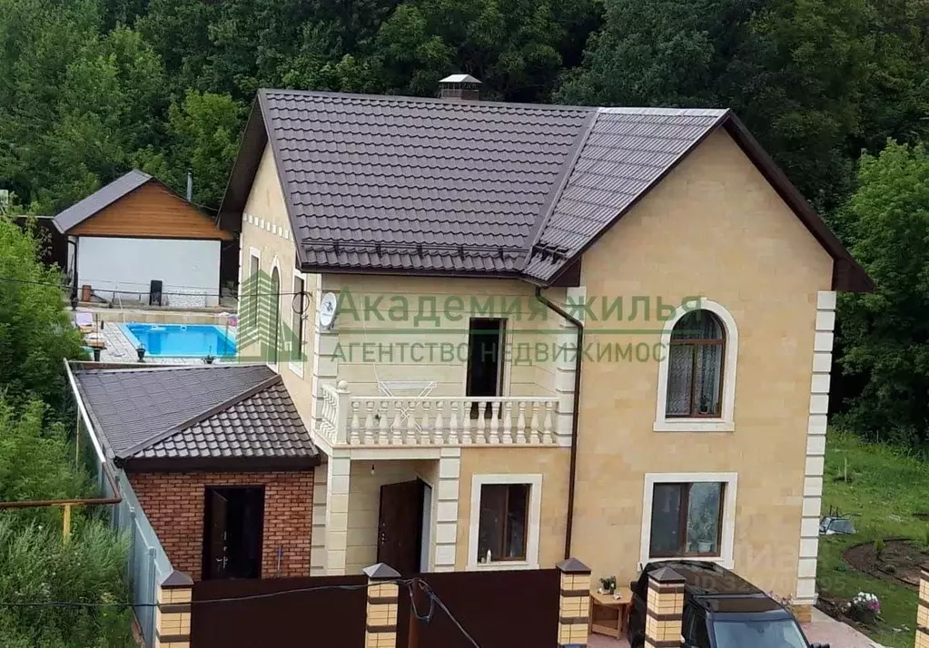Коттедж в Саратовская область, Саратов ул. Ершовская, 49 (150 м) - Фото 1