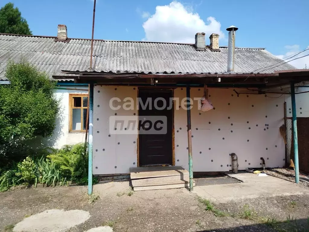 3-к кв. Краснодарский край, Апшеронск Вокзальная ул., 11 (49.4 м) - Фото 0