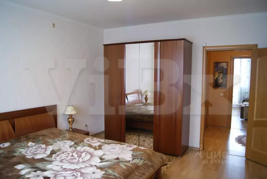 3-к кв. Липецкая область, Липецк ул. Фрунзе, 43 (92.0 м) - Фото 1
