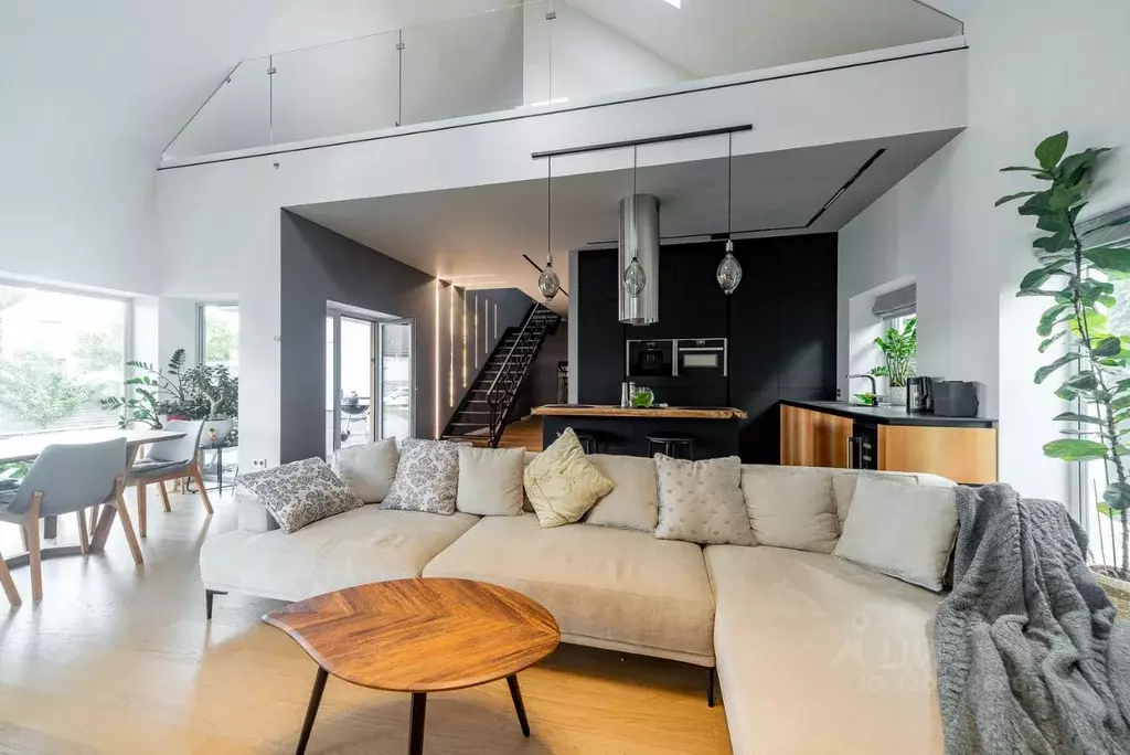 Коттедж в Ленинградская область, Выборгский район, Первомайское с/пос, ... - Фото 1