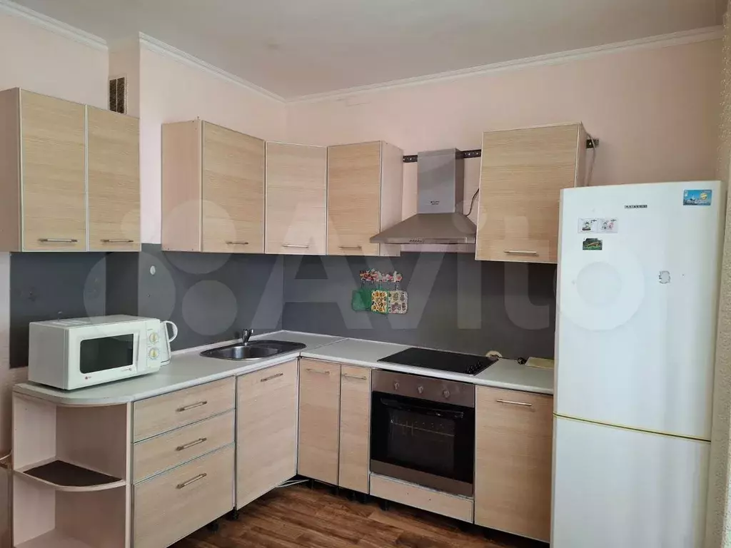 2-к. квартира, 65 м, 7/10 эт. - Фото 0