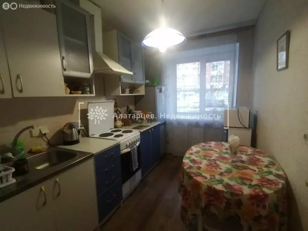 3-комнатная квартира: Томск, Тверская улица, 57 (57.7 м) - Фото 0