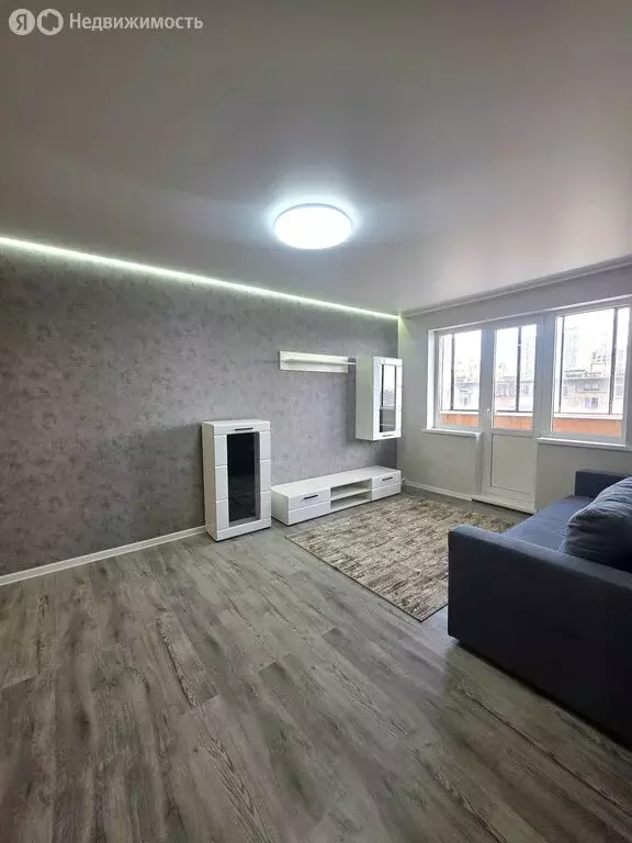 1-комнатная квартира: Челябинск, улица Дзержинского, 91 (33 м) - Фото 2